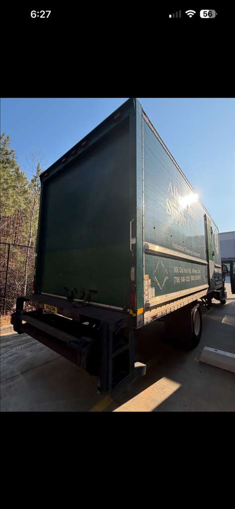 2017 Ford F650 rear quarter