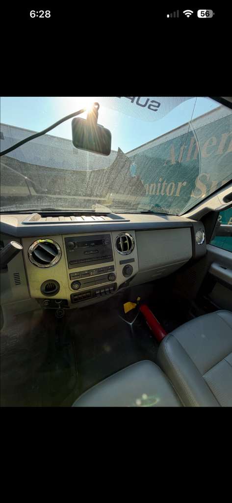 2017 Ford F650 dashboard