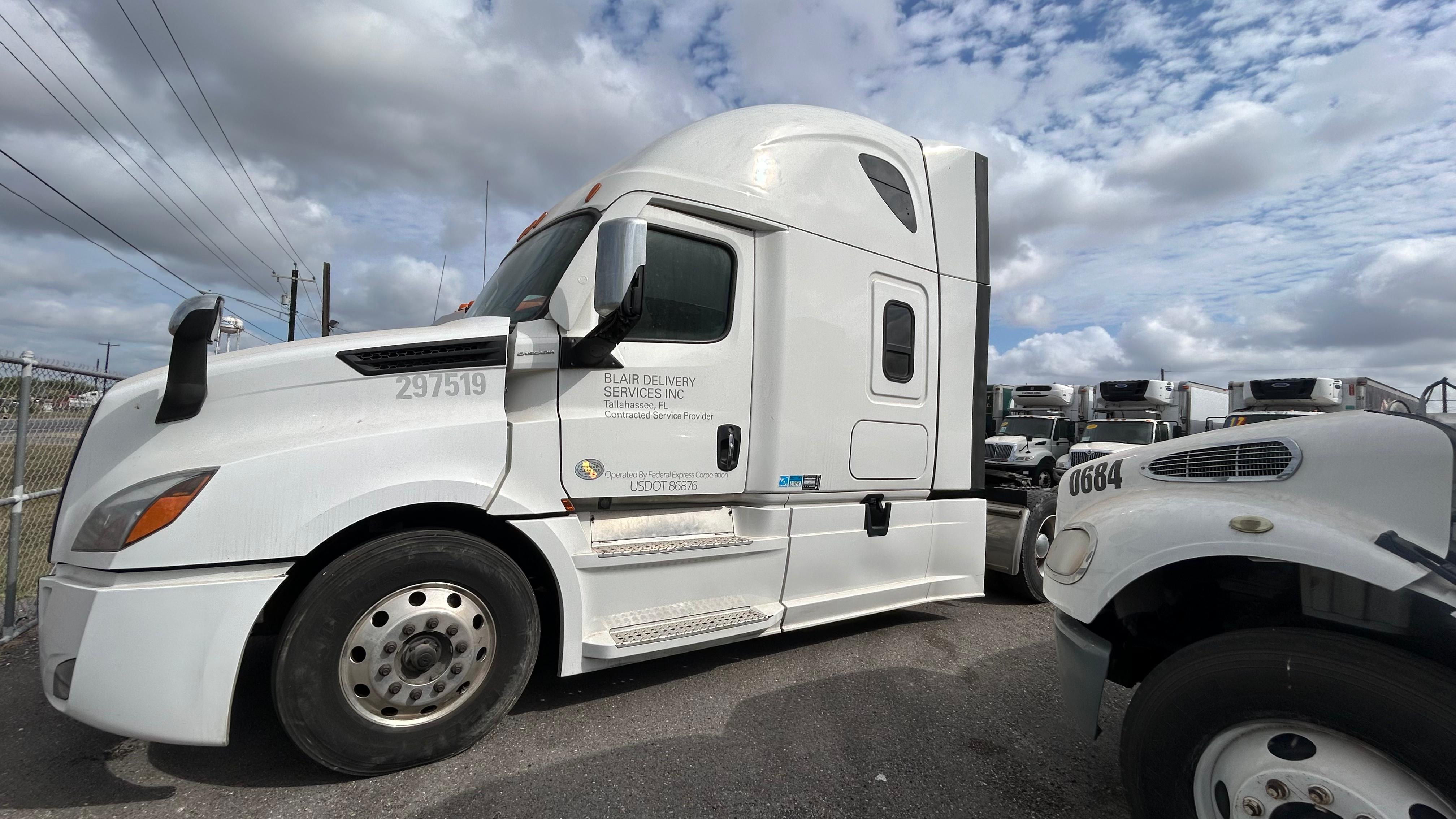 Freightliner Cascadia side view