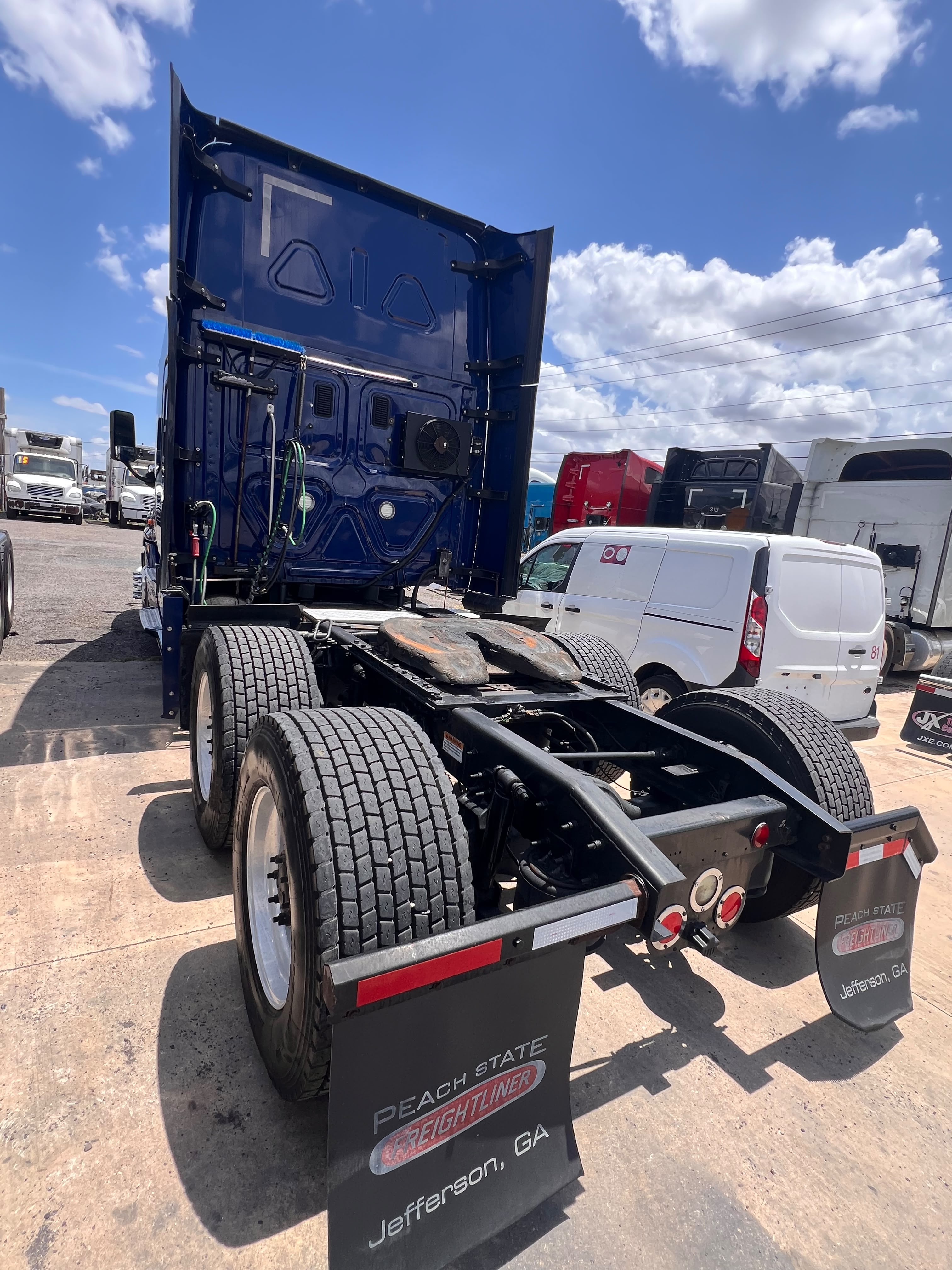 2017 Freightliner Cascadia Sleeper rear tandem and chassis view
