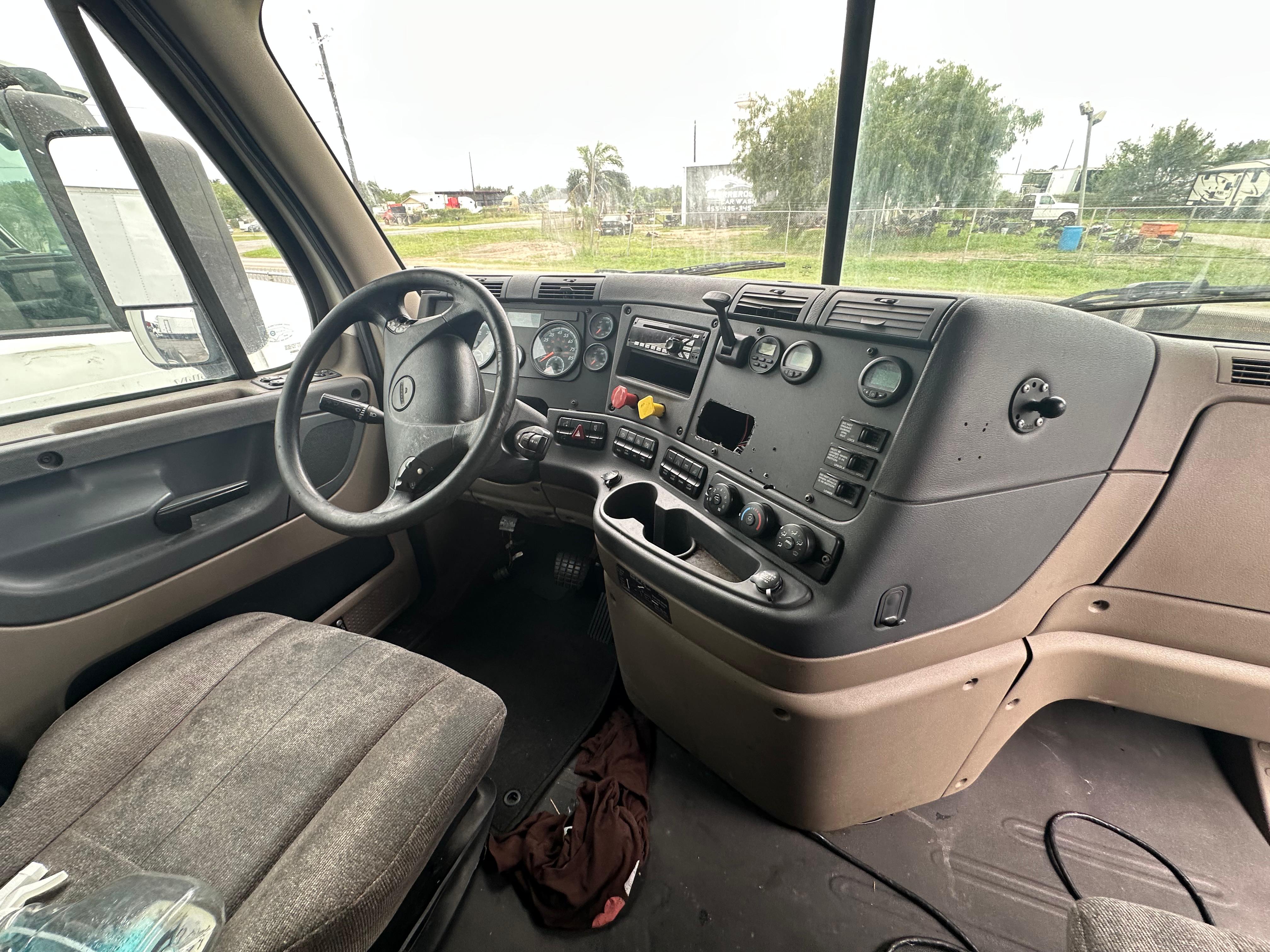 2017 Freightliner Cascadia dashboard and steering wheel