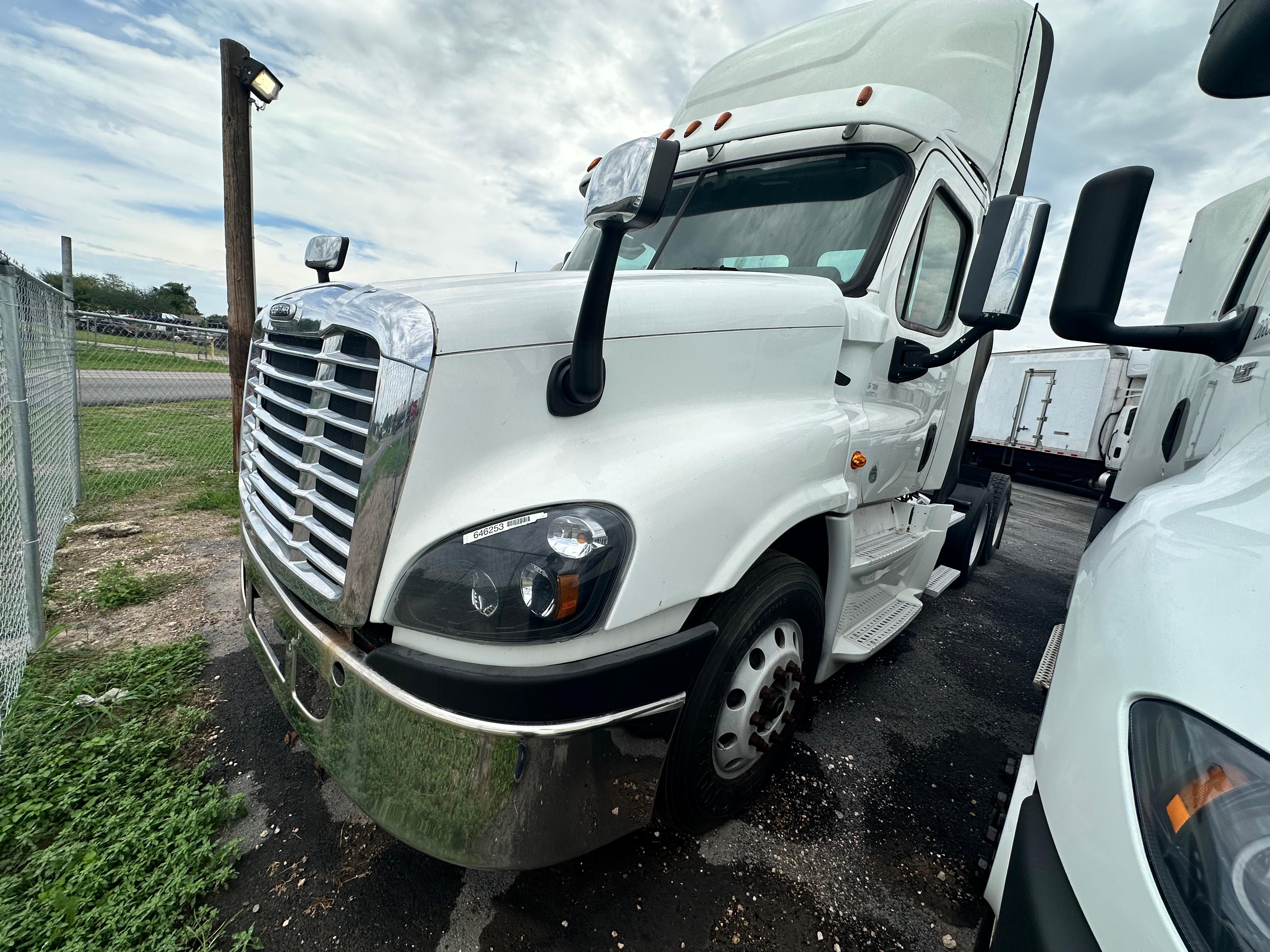 2016 Freightliner Day Cab front view with chrome grille