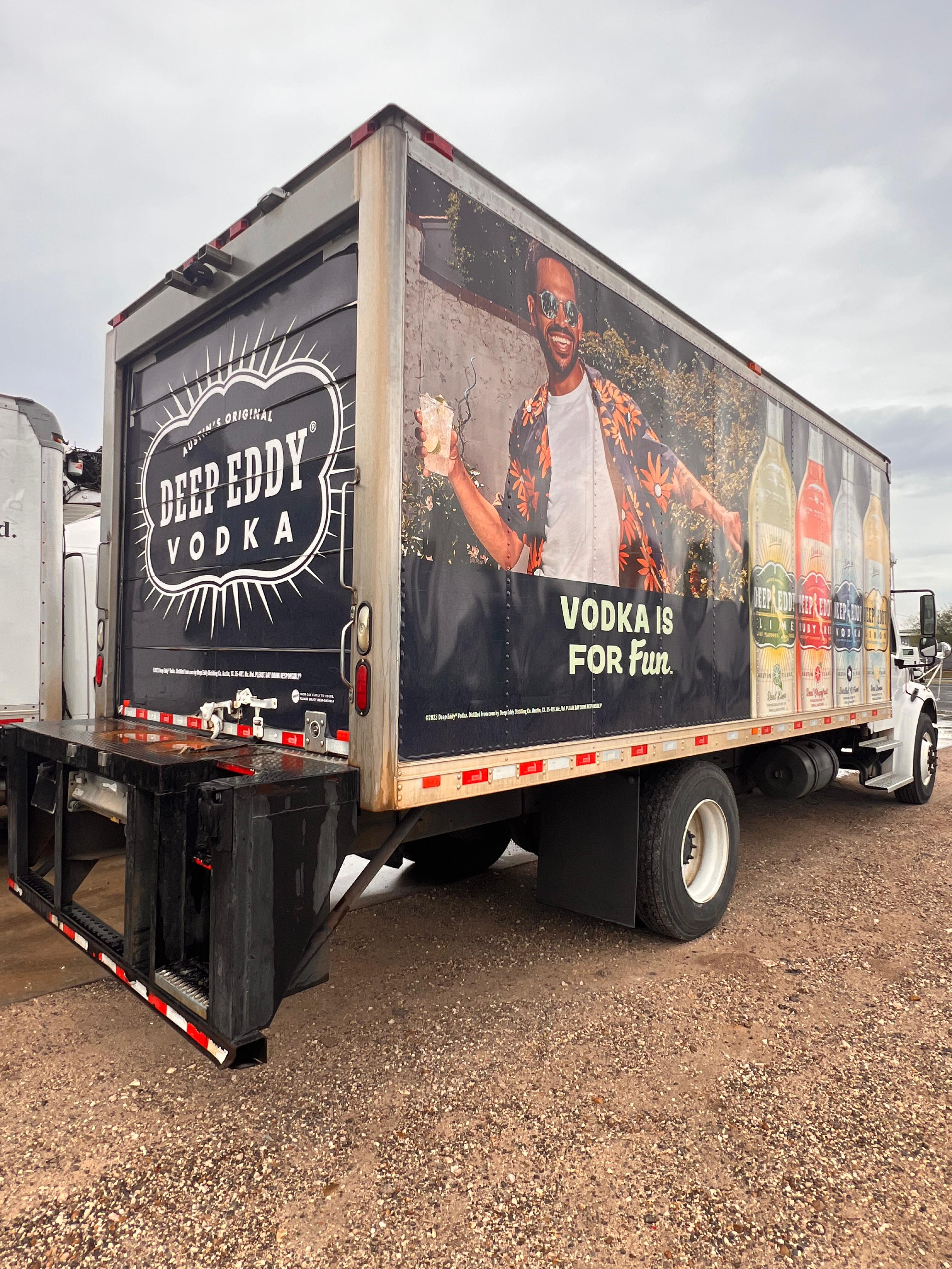 2017 Freightliner M2 Reefer rear quarter