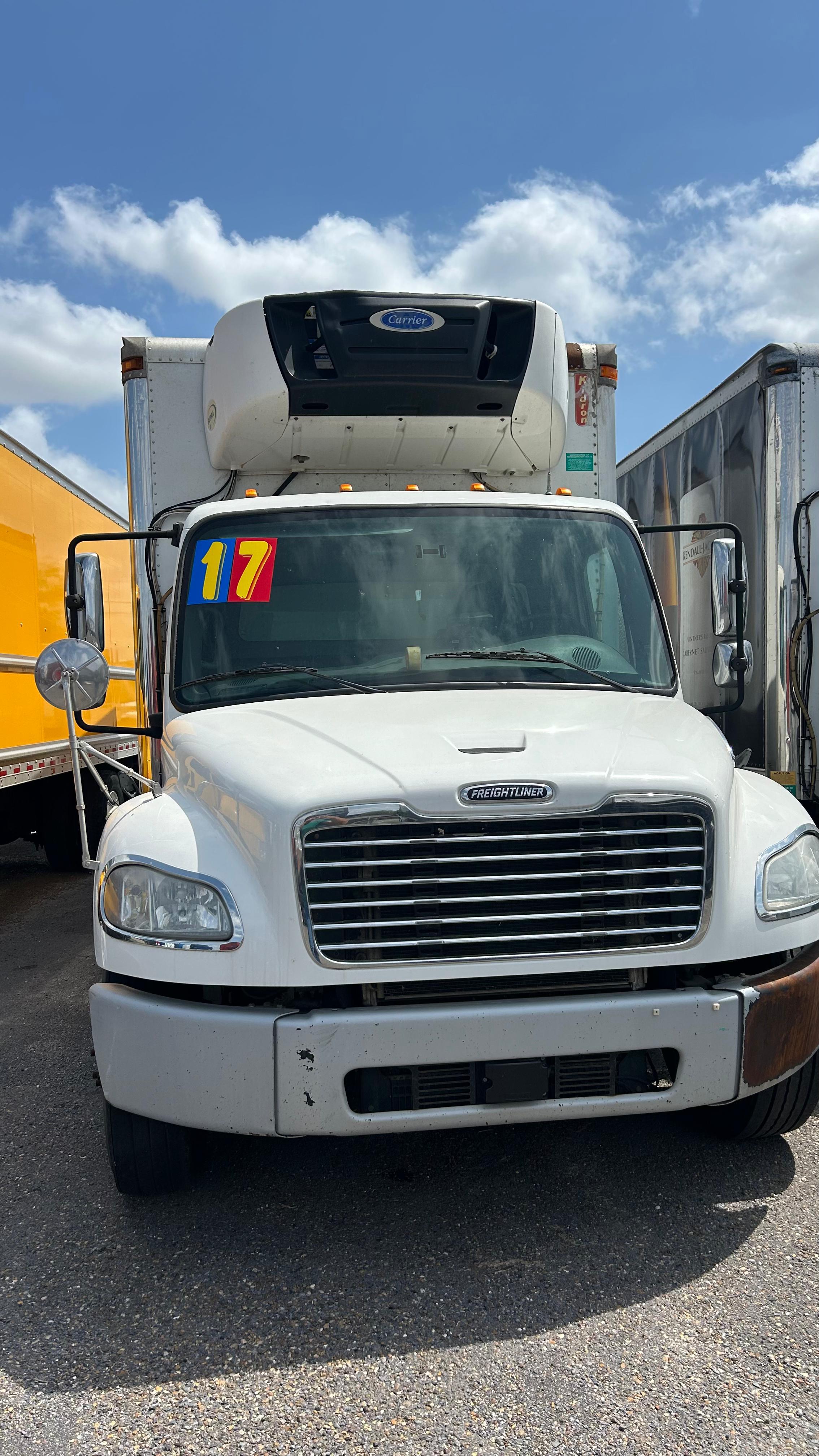 2017 Freightliner M2 20ft Reefer front view with Carrier unit