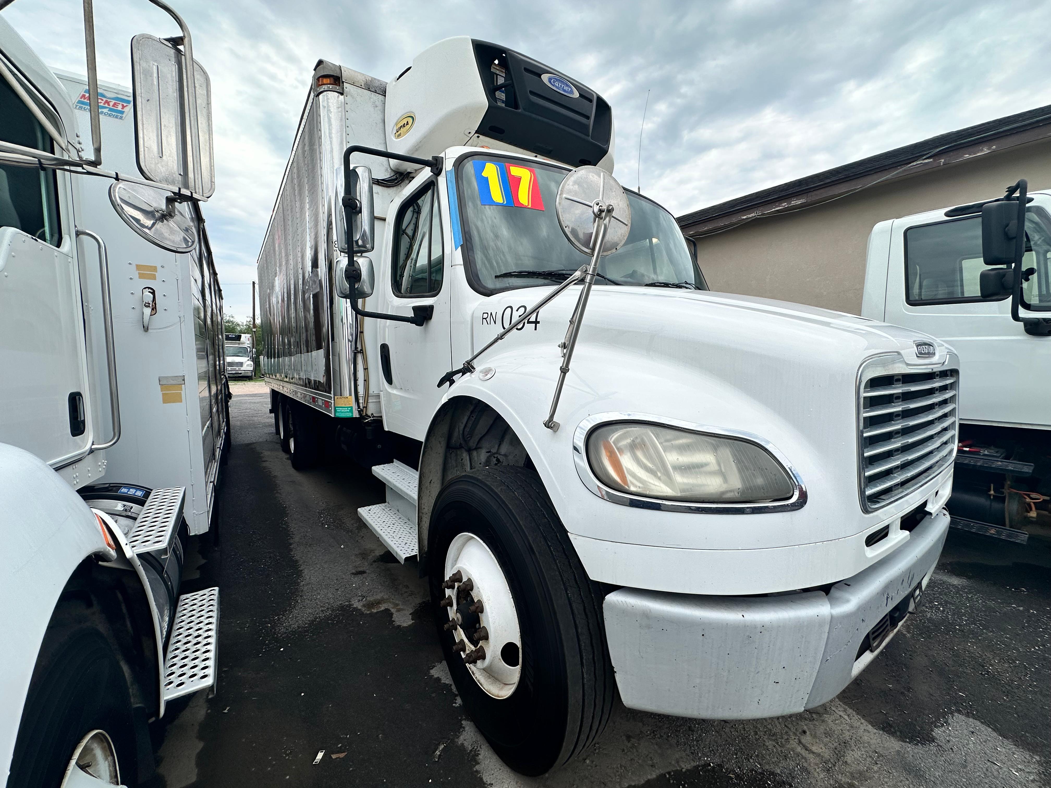 2017 Freightliner M2 22ft Reefer front 3/4 with 17 placard