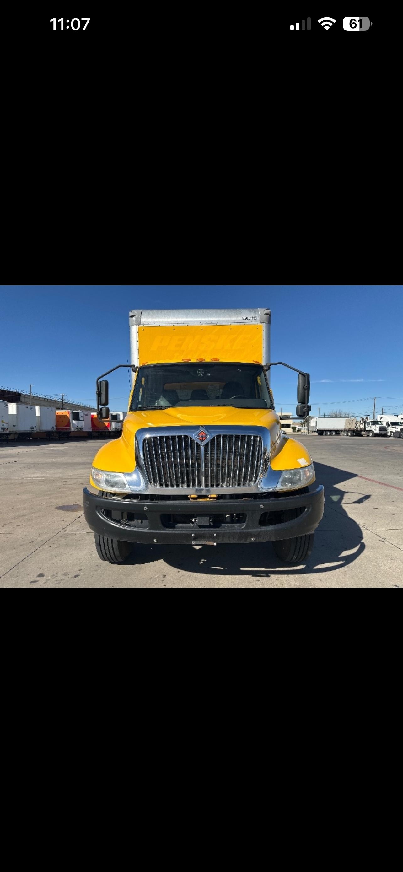 2021 International Box Truck front view