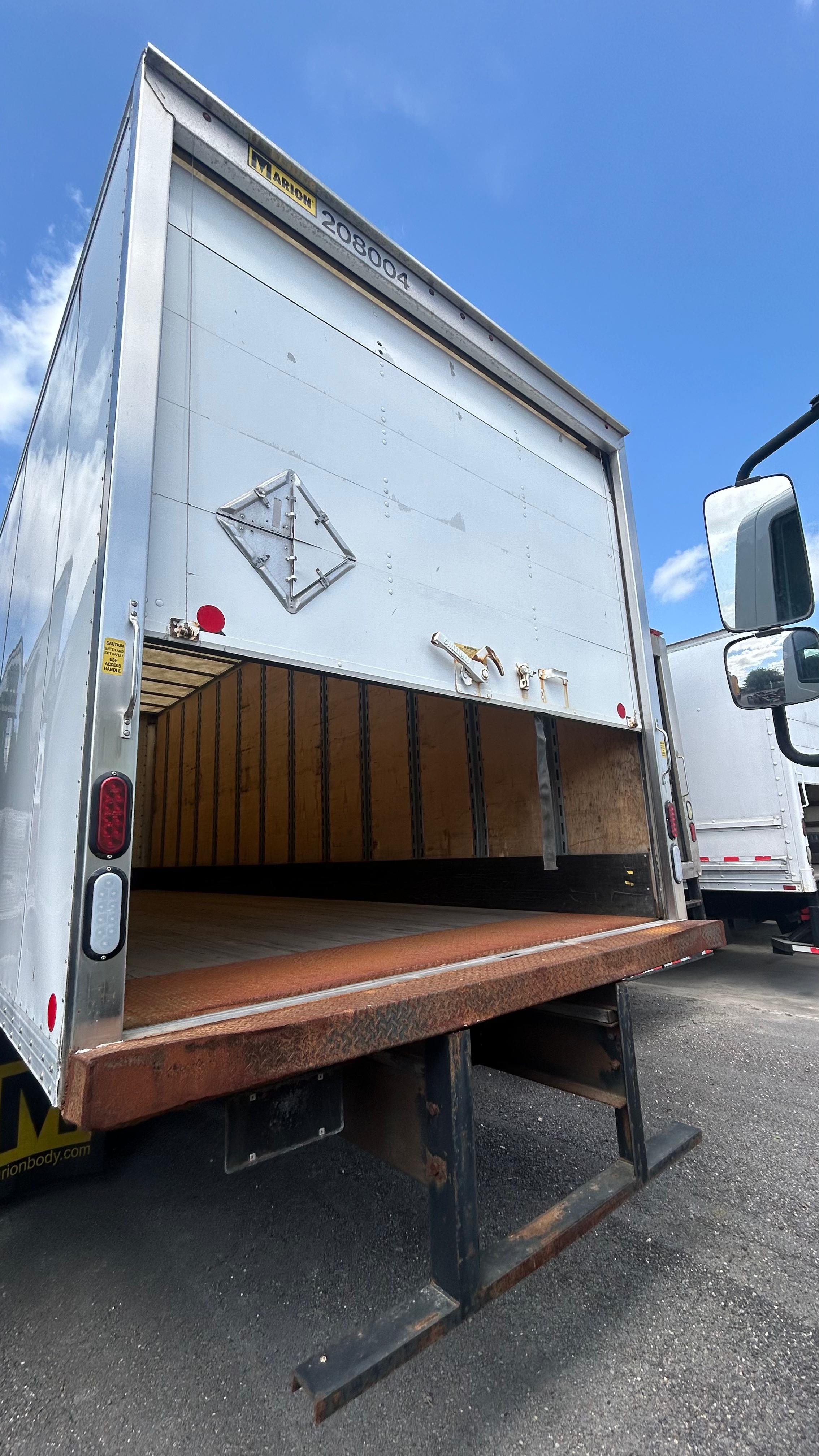 2020 International 26ft Box Truck rear view