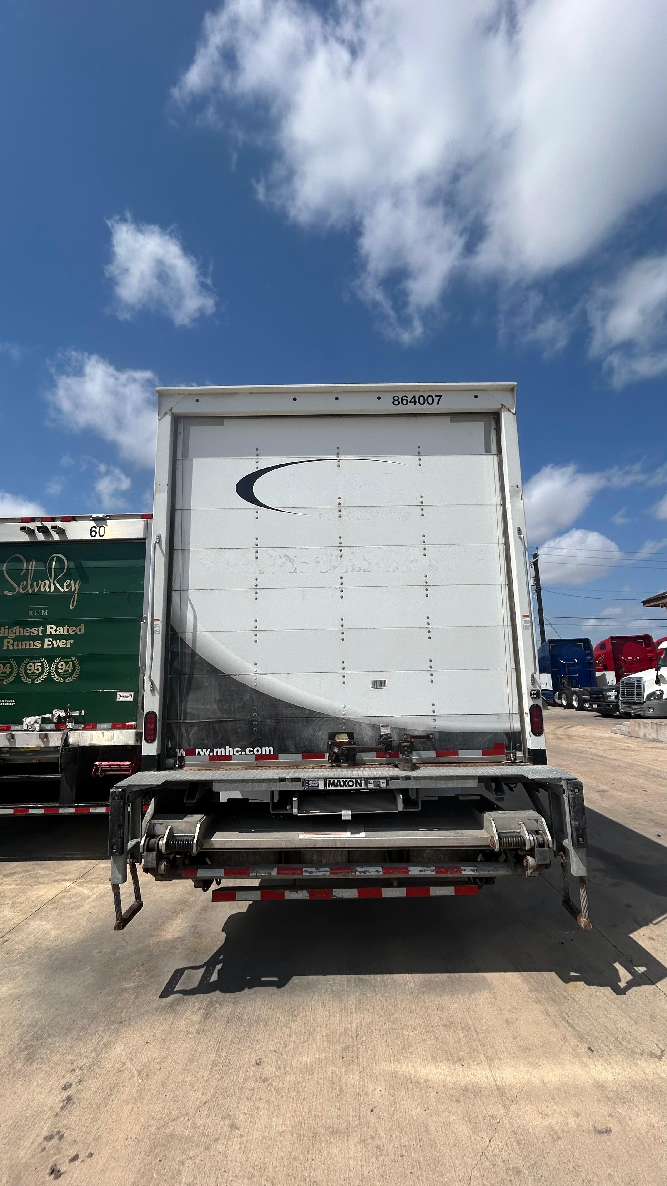 2022 Kenworth T270 Box Truck rear with lift gate