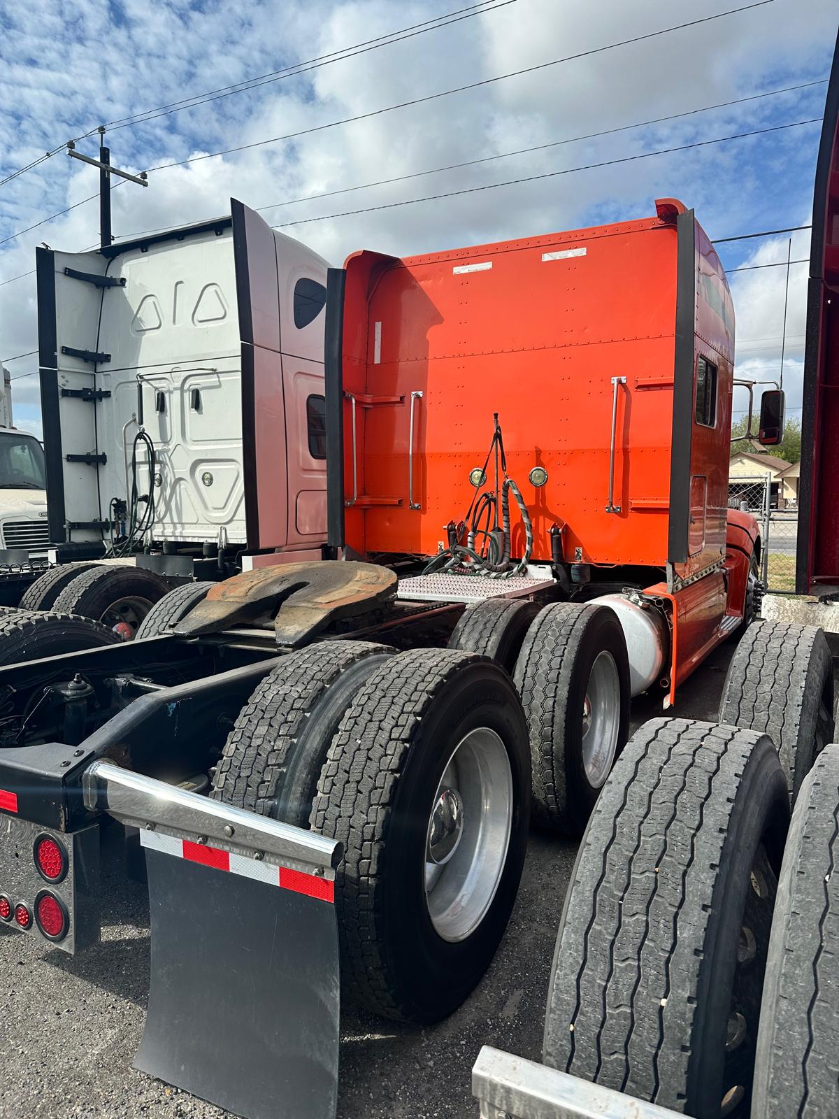 2011 Peterbilt 379 rear view